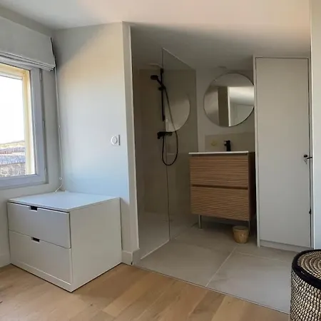 Appartement Stylish Design With Ac & Charm Bordeaux